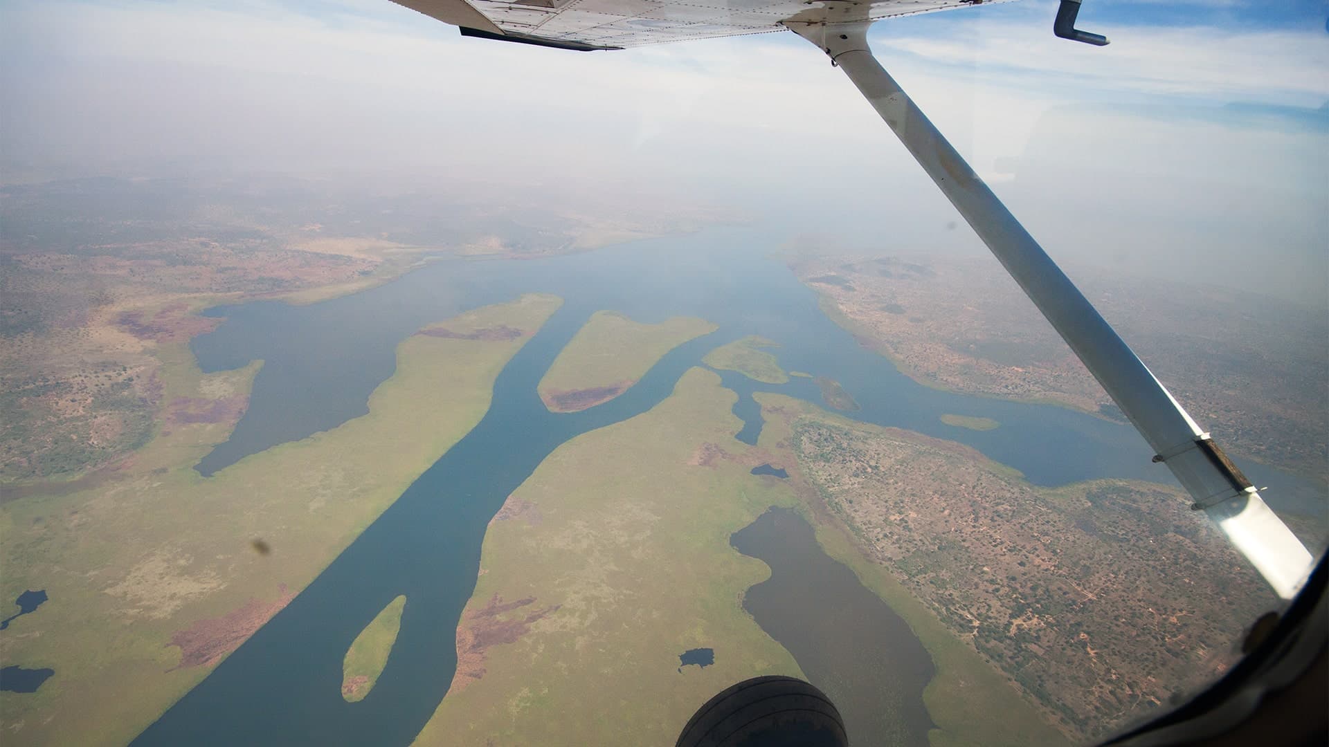 Fly-In Safari – Bwindi & Queen Elizabeth National Park (6 days)